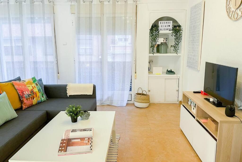 Coqueto Y Amplio Apartamento A 15 Min De La Playa 알리칸테 외부 사진
