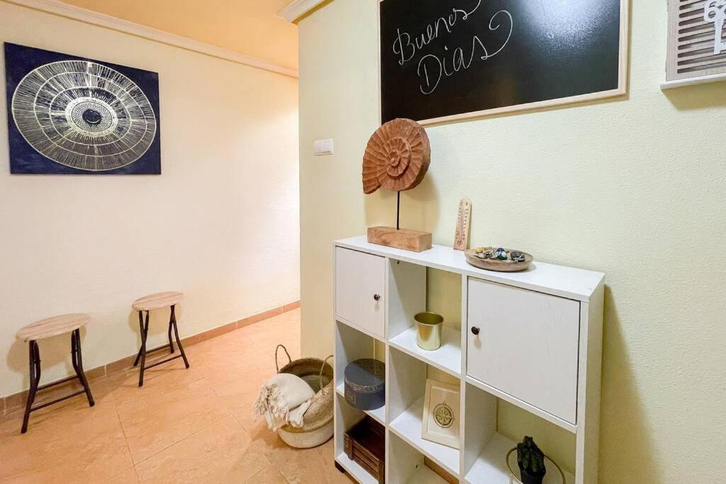 Coqueto Y Amplio Apartamento A 15 Min De La Playa 알리칸테 외부 사진