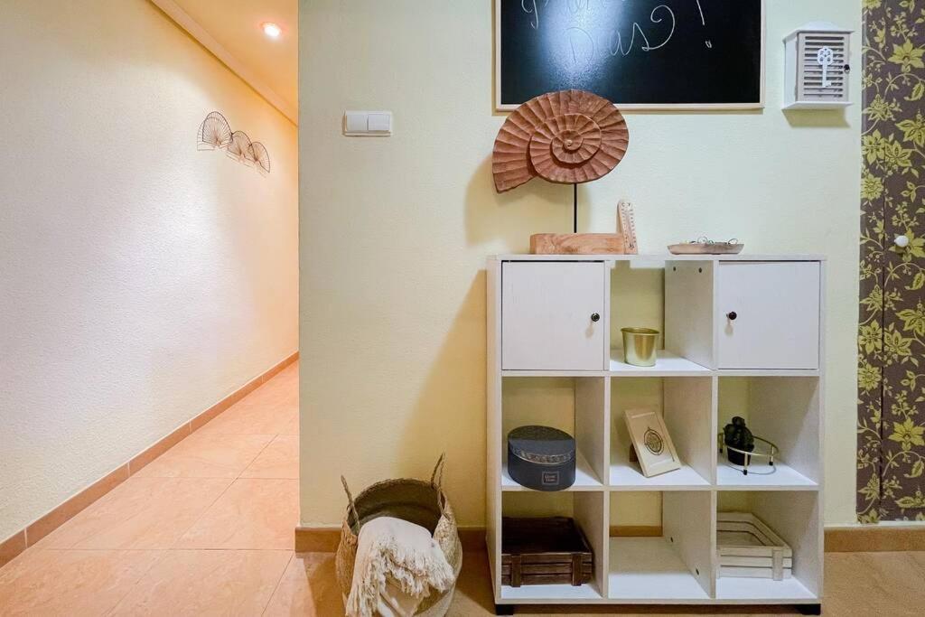 Coqueto Y Amplio Apartamento A 15 Min De La Playa 알리칸테 외부 사진